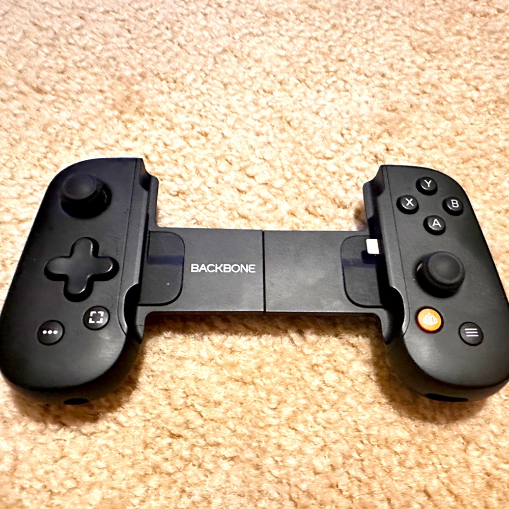 Backbone Black Gaming Controller XBox